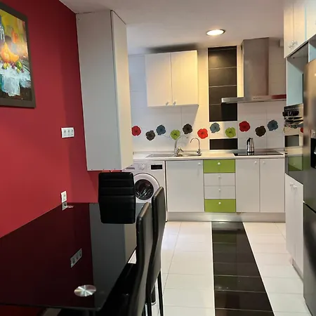 San Nicolas شقة لقنت